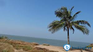 Meenkunnu Beach  In  Kannur