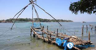 Munamam Break Water Point & Beach  in  kochi