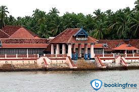 Triprayar Temple   In  Thrissur