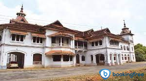 Kowdiar Palace In Trivandrum