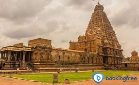 Brihadeeswarar Temple In Thanjavur